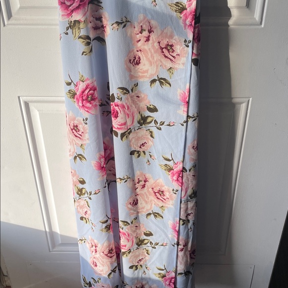 Magnolia Skye Floral Top in Light Blue, Pink & Green - Picture 5 of 8